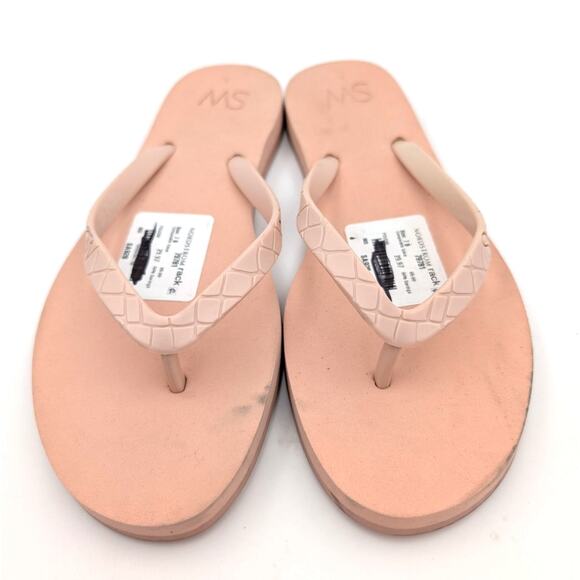 Stuart Weitzman Women's Embossed Flip Flop Thong Sandals Peach Size US7B - Picture 2 of 9